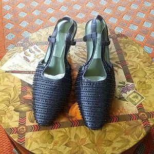 Dolce Shoes, Size 8 1/2 M